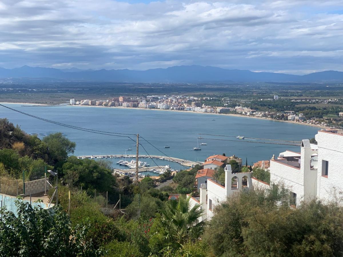 Appartamento La Baie De Rose Roses Esterno foto
