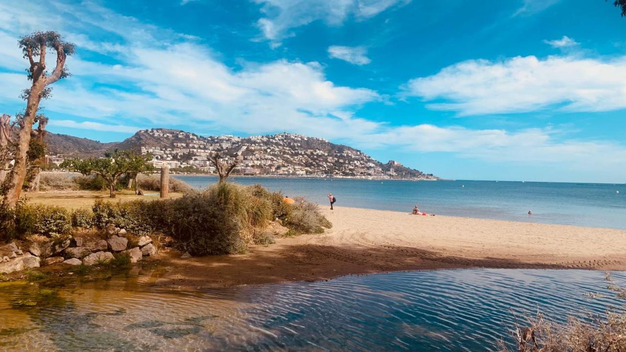 Appartamento La Baie De Rose Roses Esterno foto